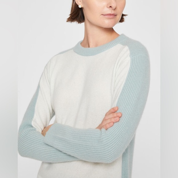 Club Monaco Sweaters - ❤️🔥❤️ Club Monaco Brushed Cashmere Crewneck Sweater size M❤️🔥❤️